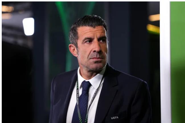 Luis Figo kêu gọi Real Madrid giành giật Nico Williams khỏi Barca