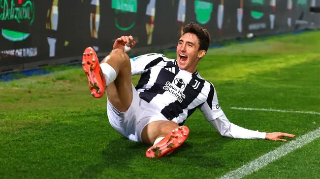 Cambiaso khẳng định tương lai ở Juventus, bác bỏ tin đồn chuyển nhượng