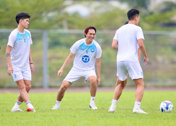 Vòng 25 V.League: Cuộc đua vô địch và cuộc chiến trụ hạng đầy kịch tính