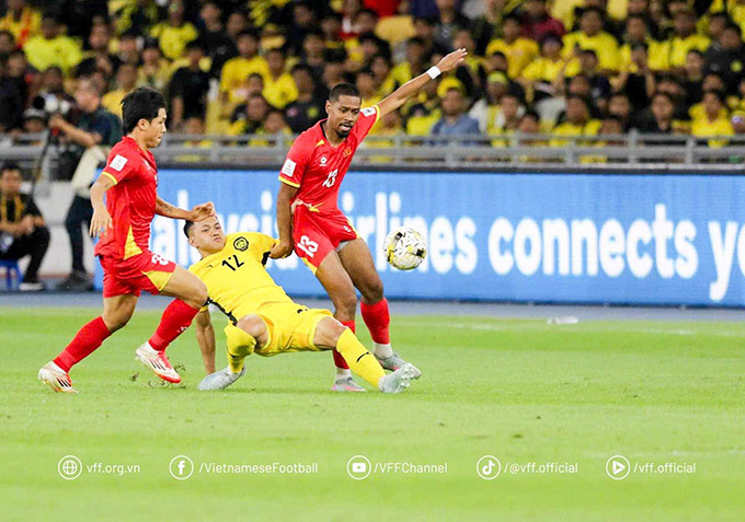 Thất bại 0-4 trước Malaysia: Đội tuyển Việt Nam cần nhìn nhận và sửa sai