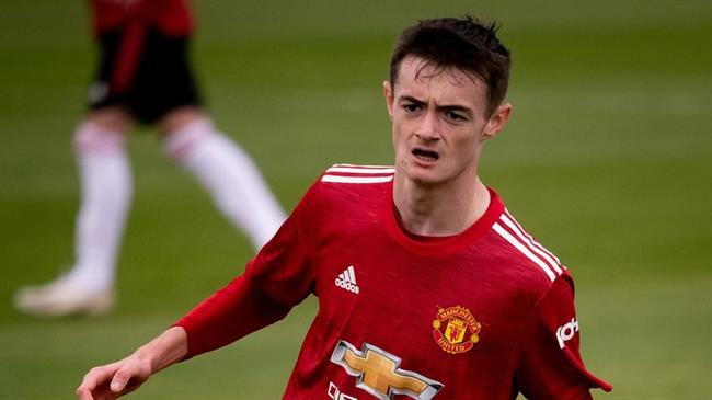 Chính thức: Tiền đạo trẻ Joe Hugill của MU gia nhập Barnet theo dạng cho mượn