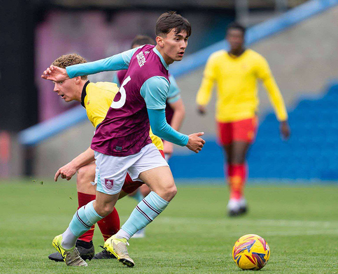 Cập nhật chuyển nhượng V.League 2025-2026: Hà Nội FC gia hạn với HLV Teguramori, Công an Hà Nội đón tân binh chất lượng