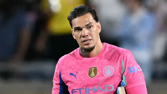 Ederson chuẩn bị chia tay Man City, cập bến Galatasaray?