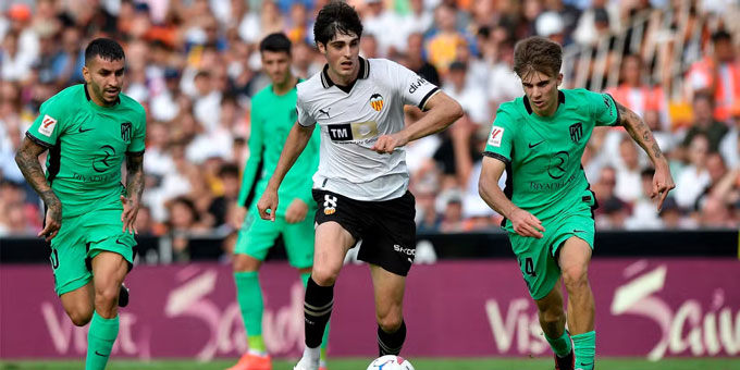 MU ráo riết săn đón Javi Guerra: Liệu có phải là mảnh ghép hoàn hảo cho tuyến giữa?