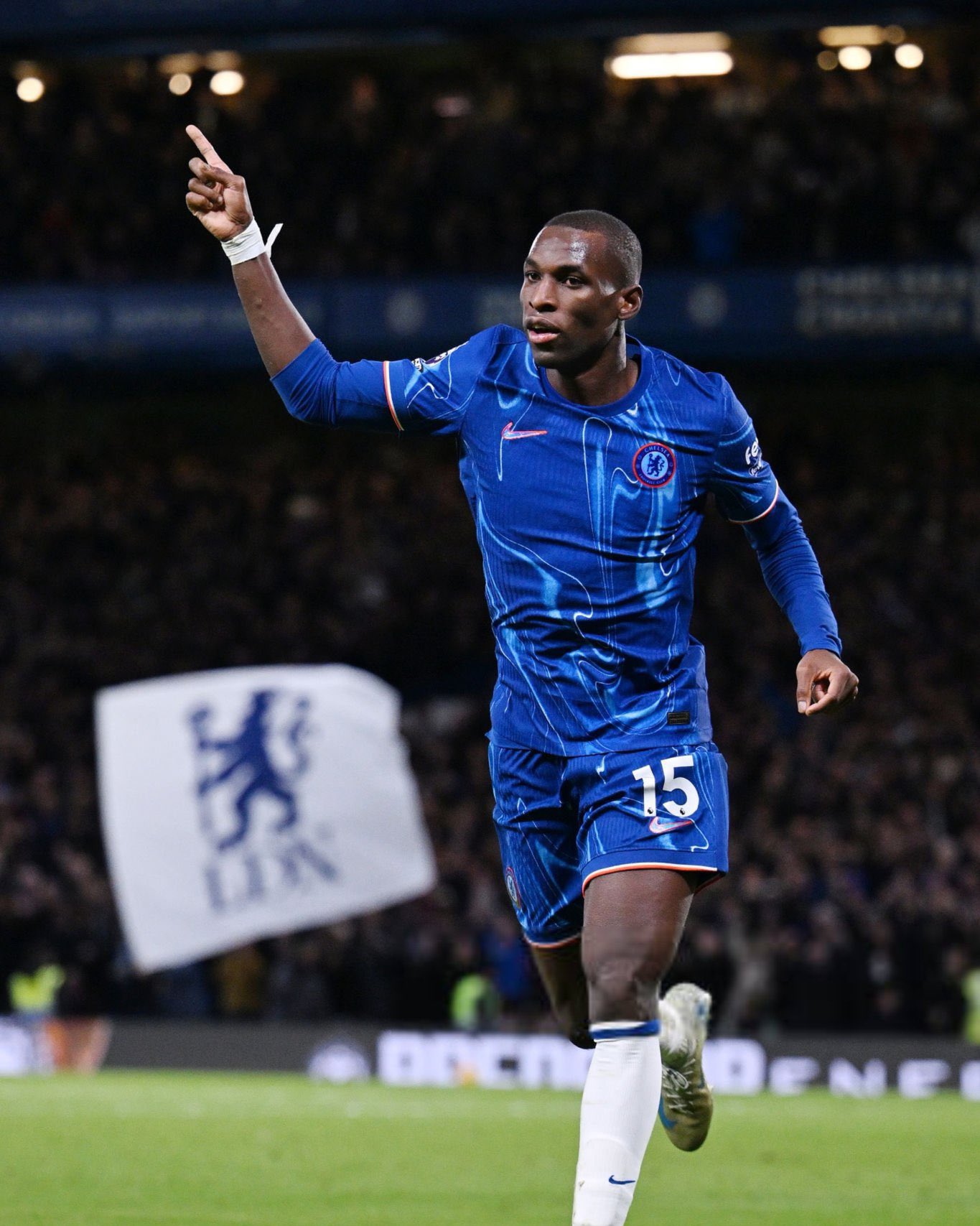 MU nhắm đến Nicolas Jackson: Tiền đạo Chelsea liệu có cập bến Old Trafford?