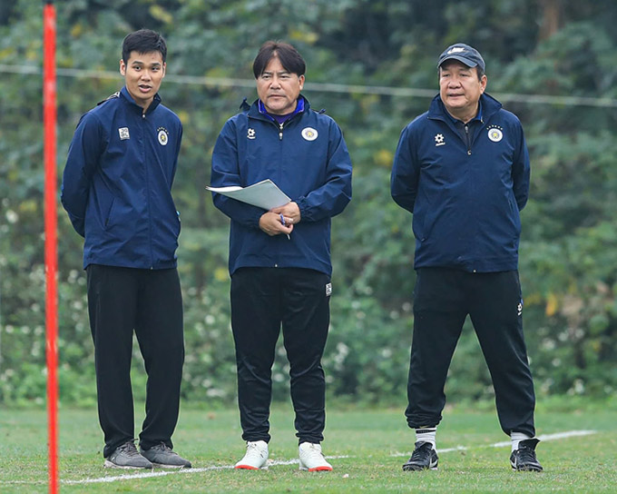 Cập nhật chuyển nhượng V.League 2025-2026: Hà Nội FC gia hạn với HLV Teguramori, Công an Hà Nội đón tân binh chất lượng