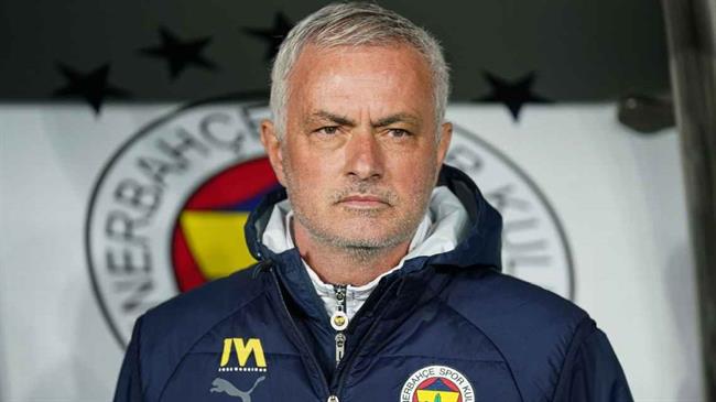 Nhận định Feyenoord vs Fenerbahce (02h00 ngày 78) Đại chiến cân tài 1 Jose Mourinho hướng tới mục tiêu đưa Fenerbahce đến với vòng bảng C1 năm nay