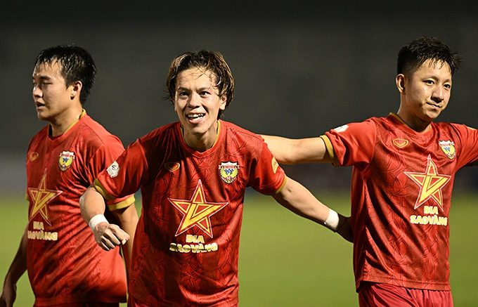 Viktor Lê, quốc tịch Việt Nam