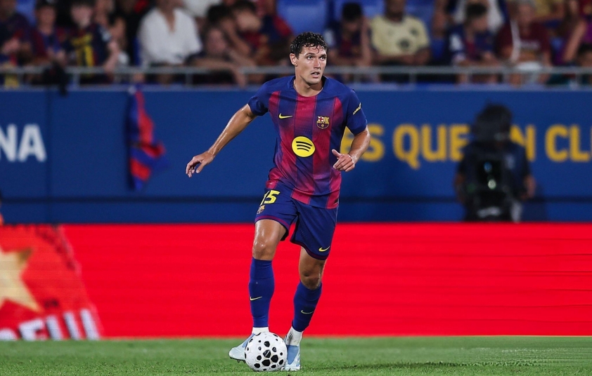 AC Milan lên kế hoạch chiêu mộ Andreas Christensen Andreas Christensen, hậu vệ của Barcelona, là mục tiêu chuyển nhượng của AC Milan