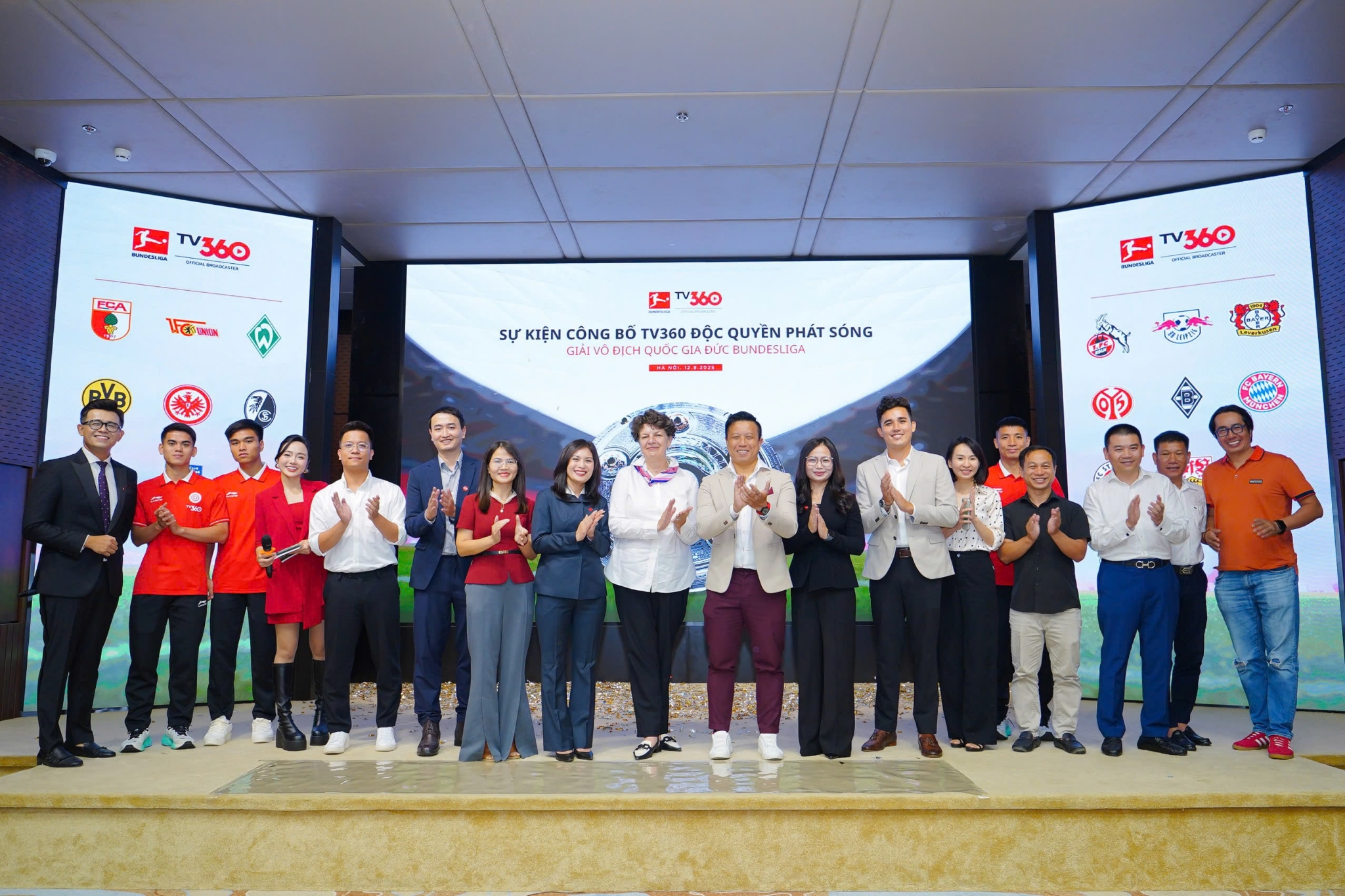Bùi Tiến Dũng tại buổi lễ công bố bản quyền Bundesliga