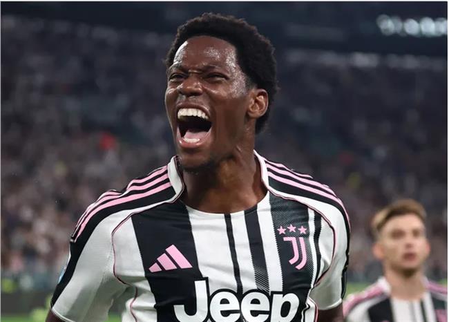 Juventus đánh bại Parma 2-0