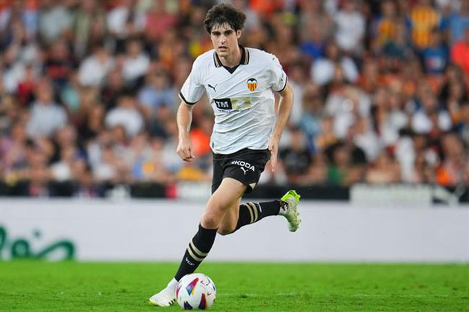 MU đại phẫu: Liệu Javi Guerra và Antonee Robinson có đưa Quỷ đỏ trở lại đỉnh cao?