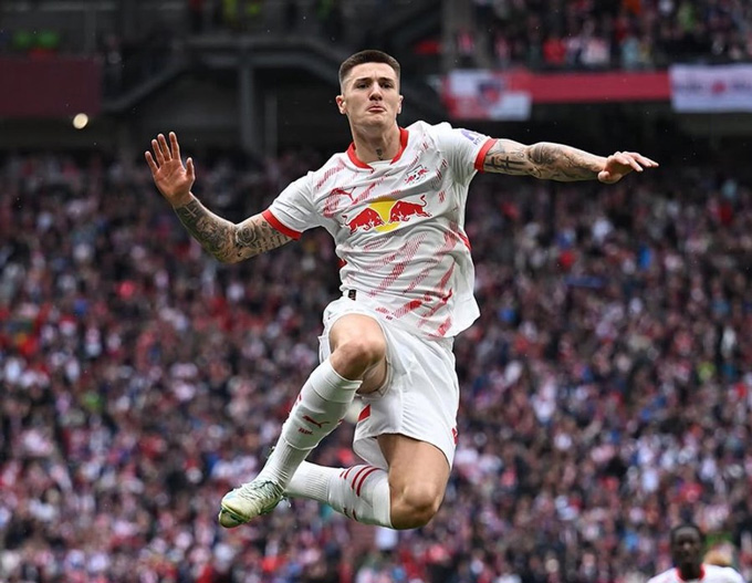 Chuyển nhượng Sesko: Manchester United và Newcastle tranh giành, quyết định cuối cùng nằm ở đâu?