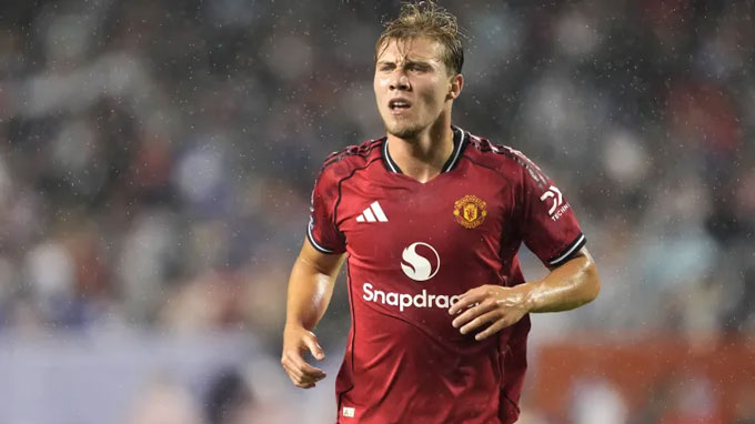 MU ráo riết theo đuổi Sesko, tương lai Hojlund bị đặt dấu hỏi