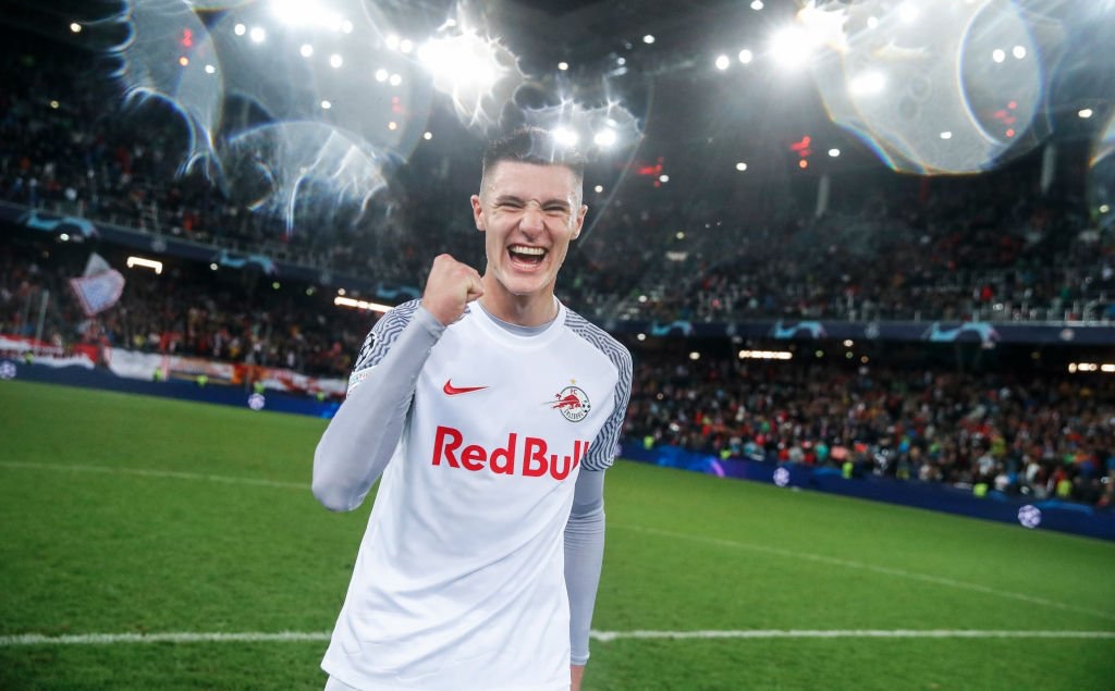 Man United Dẫn Đầu Cuộc Chiêu Mộ Benjamin Sesko, Tương Lai Isak Bị Treo Lơ Lửng