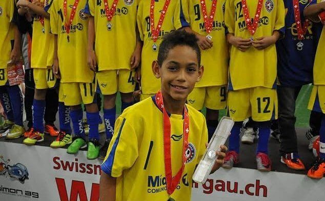 Matheus Cunha thi đấu