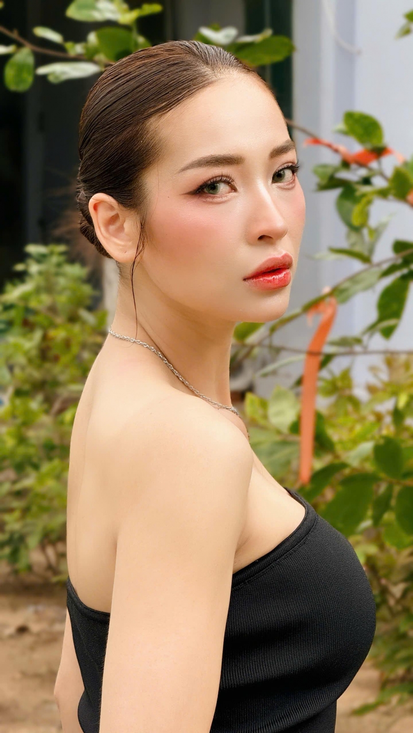 Gia đình hạnh phúc của Dương Thị Nhàn