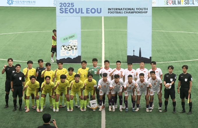 Hình ảnh trận đấu giữa U18 Việt Nam và Đại học Kanto