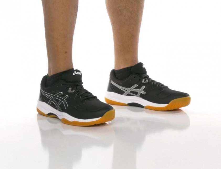 Cổ giày ôm sát và hỗ trợ tốt Hình ảnh chi tiết cổ giày