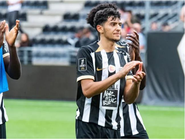 Lyon sẽ gặp những khó khăn trước Angers.