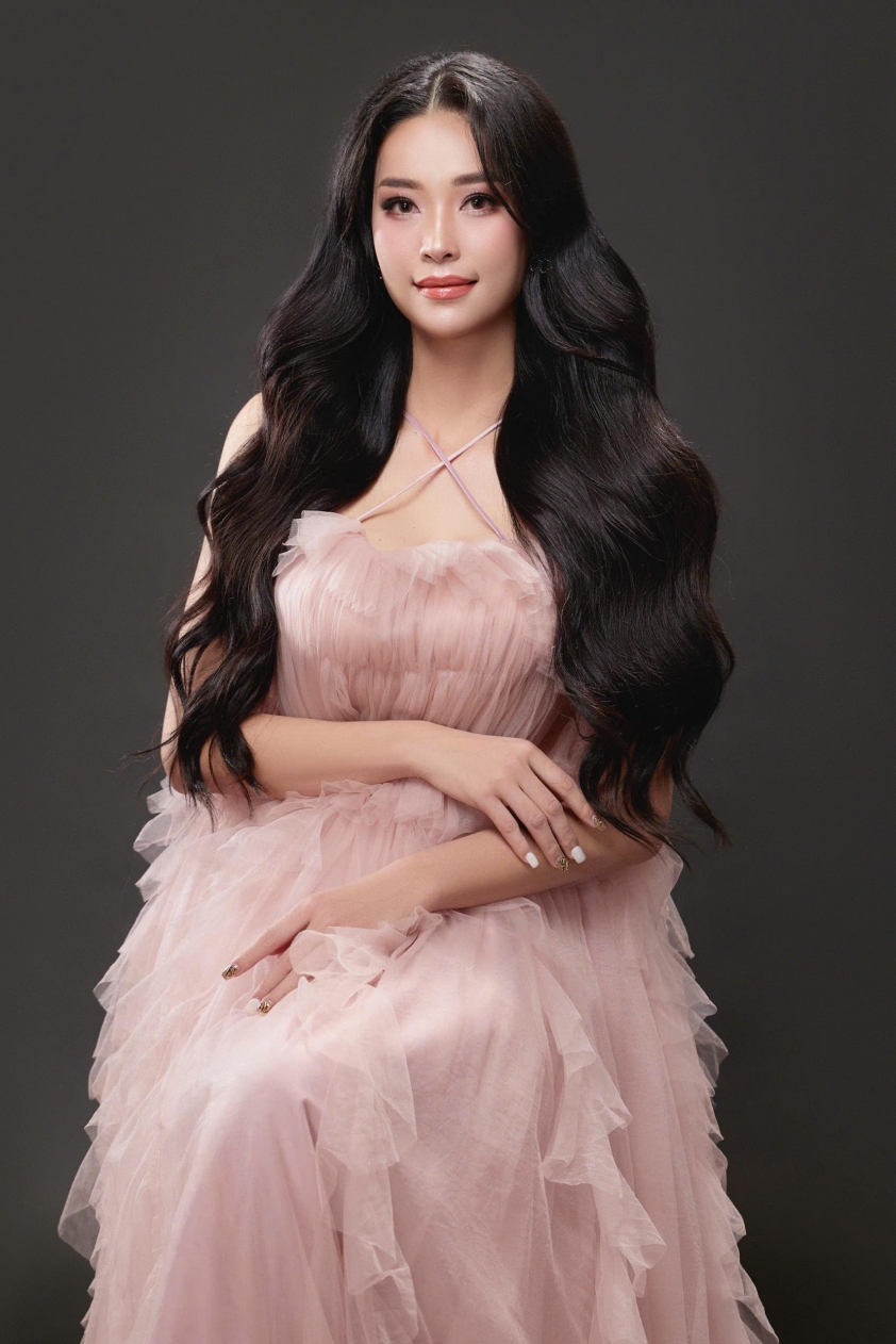 Gia đình hạnh phúc của Dương Thị Nhàn