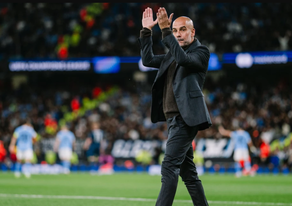 Guardiola và các cầu thủ Man City