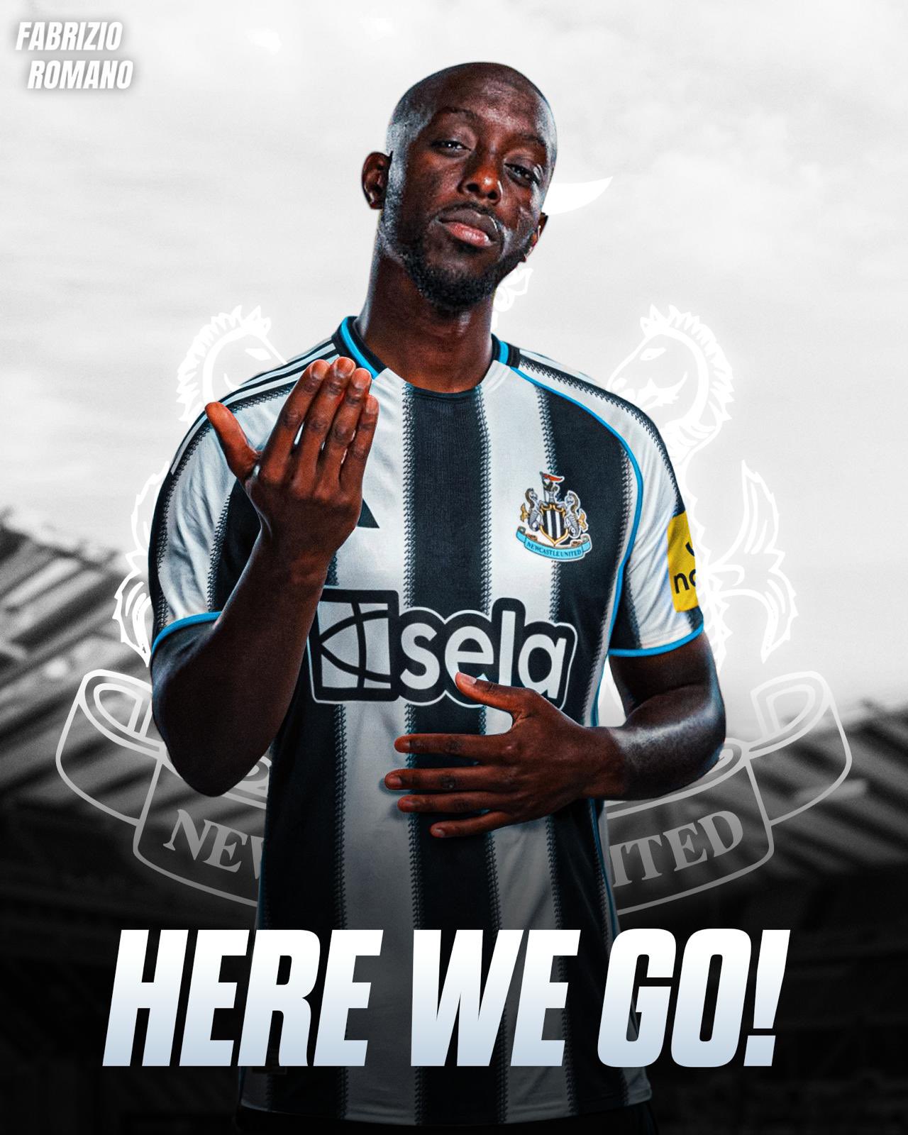 Wissa gia nhập Newcastle Hình ảnh Yoane Wissa