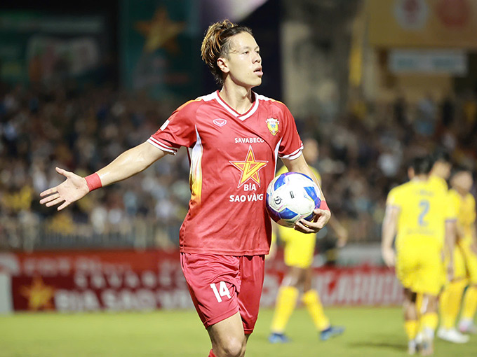 Viktor Lê ghi bàn thắng quan trọng