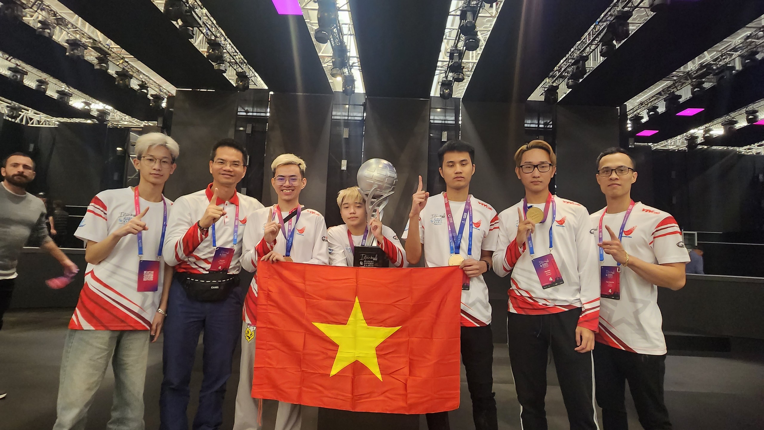 Hình ảnh đội tuyển PUBG Mobile Việt Nam