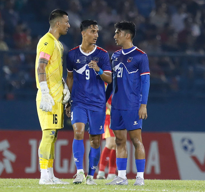 Nghị lực phi thường của cầu thủ Nepal