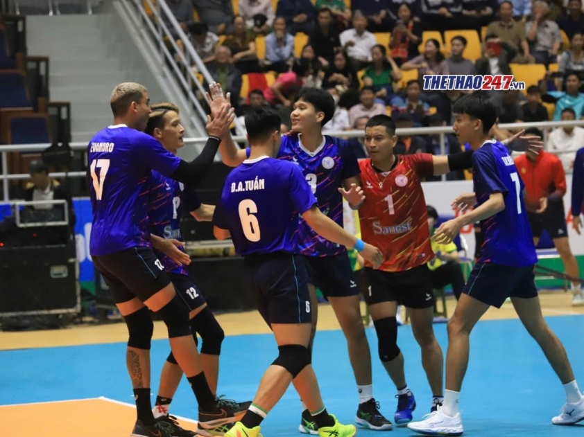 Sanest Khánh Hòa thi đấu quyết liệt tại giải bóng chuyền VĐQG 2025