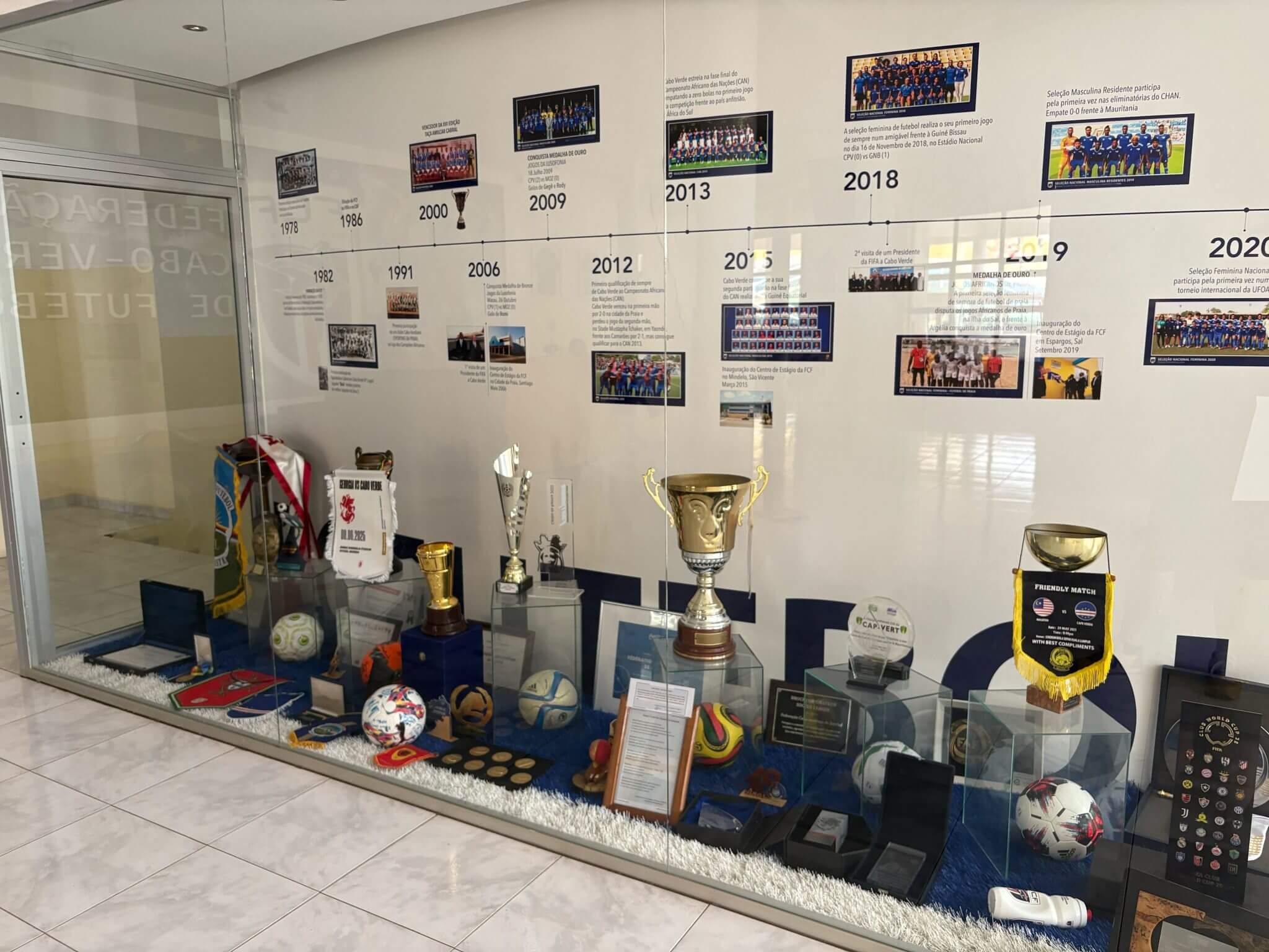 Kỳ tích Cape Verde Đội tuyển của đất nước 525000 dân tham dự World Cup 4 Kỳ tích Cape Verde Đội tuyển của đất nước 525000 dân tham dự World Cup 4