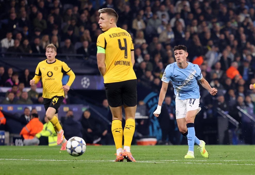 manchester_city_v_borussia_dortm Foden ghi hai bàn cho Man City