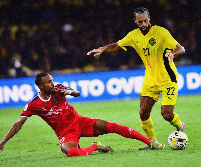 Malaysia (vàng) dẫn đầu bảng F Asian Cup