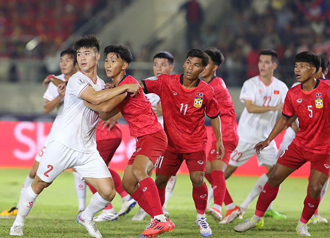 Đội hình thi đấu của đội tuyển Lào