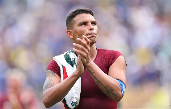 Thiago Silva nhận được sự quan tâm của AC Milan