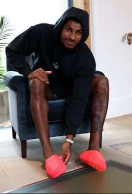 Sao tuyển Anh dùng giày siêu độc lạ hòng tăng lợi thế tại World Cup 2026