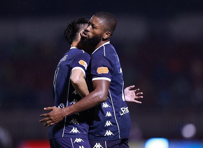 Hải Phòng thắng ngược - Ảnh: Quốc An Hải Phòng thắng ngược