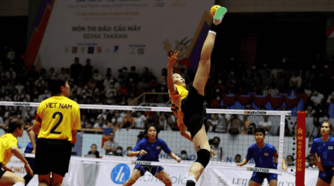 Các vận động viên thi đấu cầu mây tại SEA Games