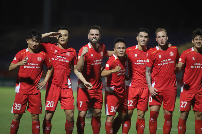 Ảnh minh họa cảnh khó khăn thiếu ngoại binh của CA TP.HCM