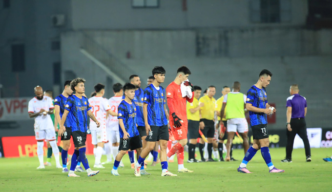 HAGL cần thêm những cầu thủ có chuyên môn tốt để làm chỗ dựa HAGL cần thêm những cầu thủ có chuyên môn tốt để làm chỗ dựa