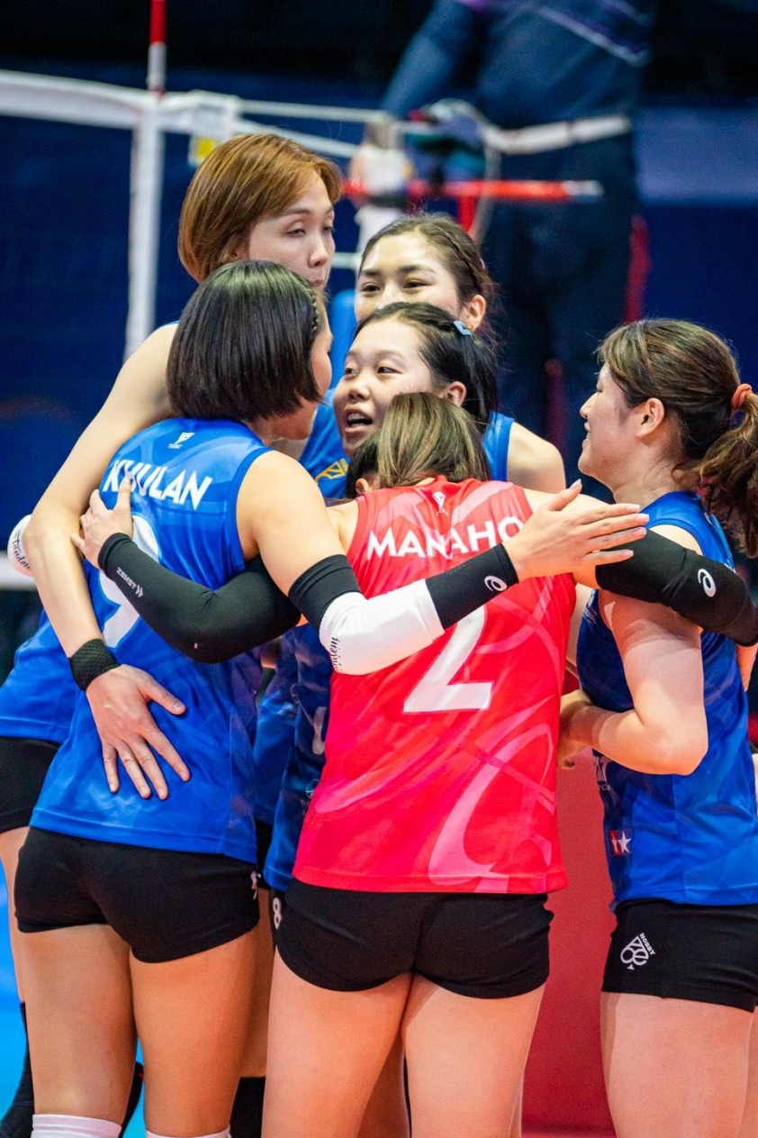 Lý Thị Luyến thực hiện pha chắn bóng Phụ công cao nhất bóng chuyền nữ Việt Nam ra mắt đội bóng Mông Cổ