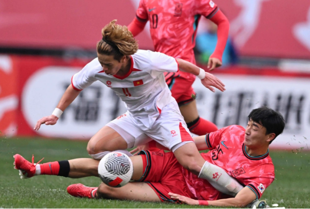 Bộ ba trung vệ mới của U22 Việt Nam