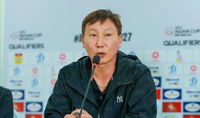 HLV Kim Sang Sik không hài lòng dù ĐT Việt Nam có chiến thắng 2-0 trước Lào HLV Kim Sang Sik không hài lòng dù ĐT Việt Nam có chiến thắng 2-0 trước Lào