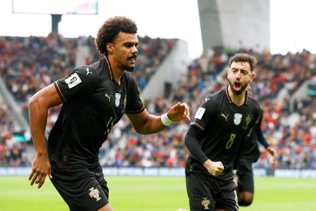 Renato Veiga ghi bàn