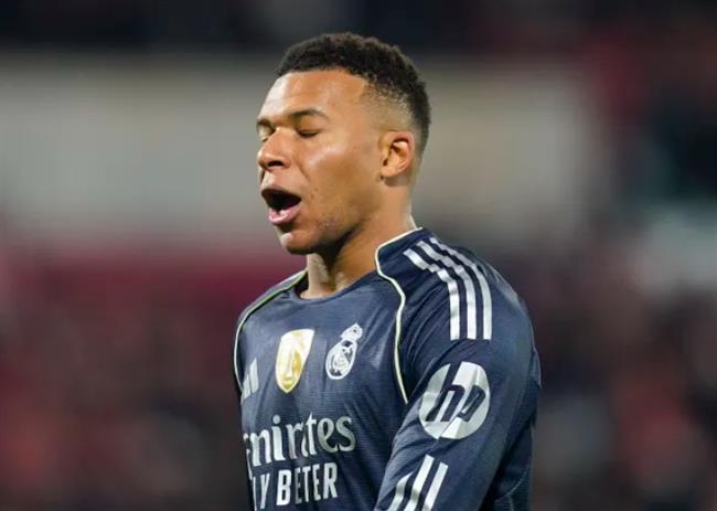 Nhận định Alaves vs Real Madrid (3h00 ngày 1512) Mệnh lệnh phải thắng 2 Alaves để thua Real Madrid trong 7 trận gần nhất.