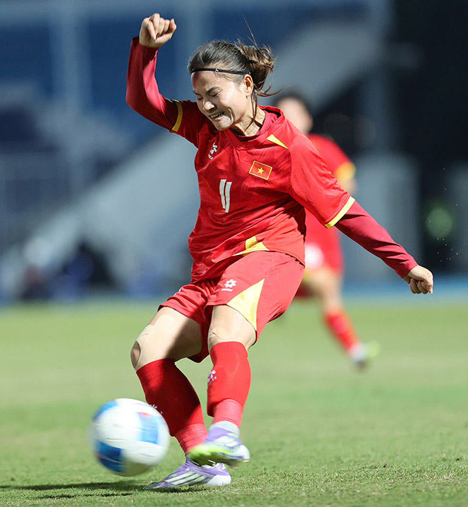 Thái Thị Thảo toả sáng với hat-trick