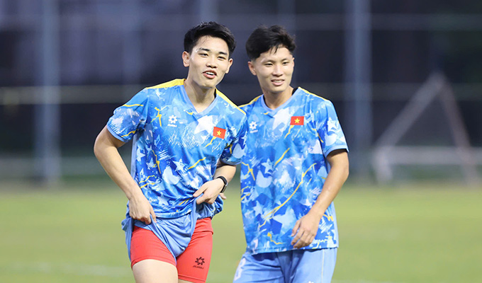 Cầu thủ U22 Việt Nam luyện tập thoải mái