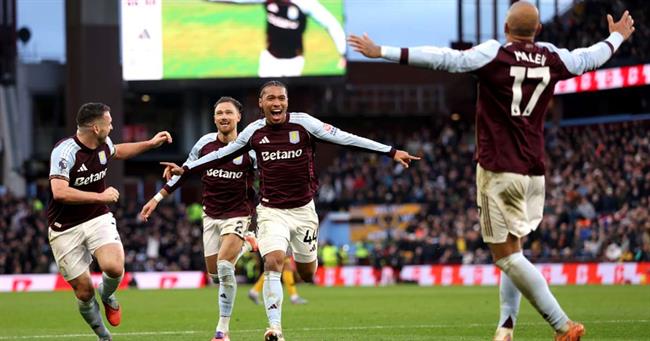 Aston Villa duy trì phong độ ổn định