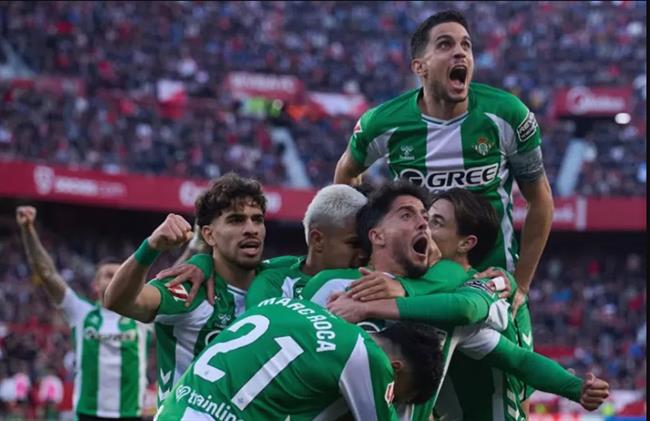 Nhận định Real Betis vs Barca (0h30 ngày 712) Dễ có nhiều bàn thắng 1 Real Betis đang có phong độ tốt gần đây.